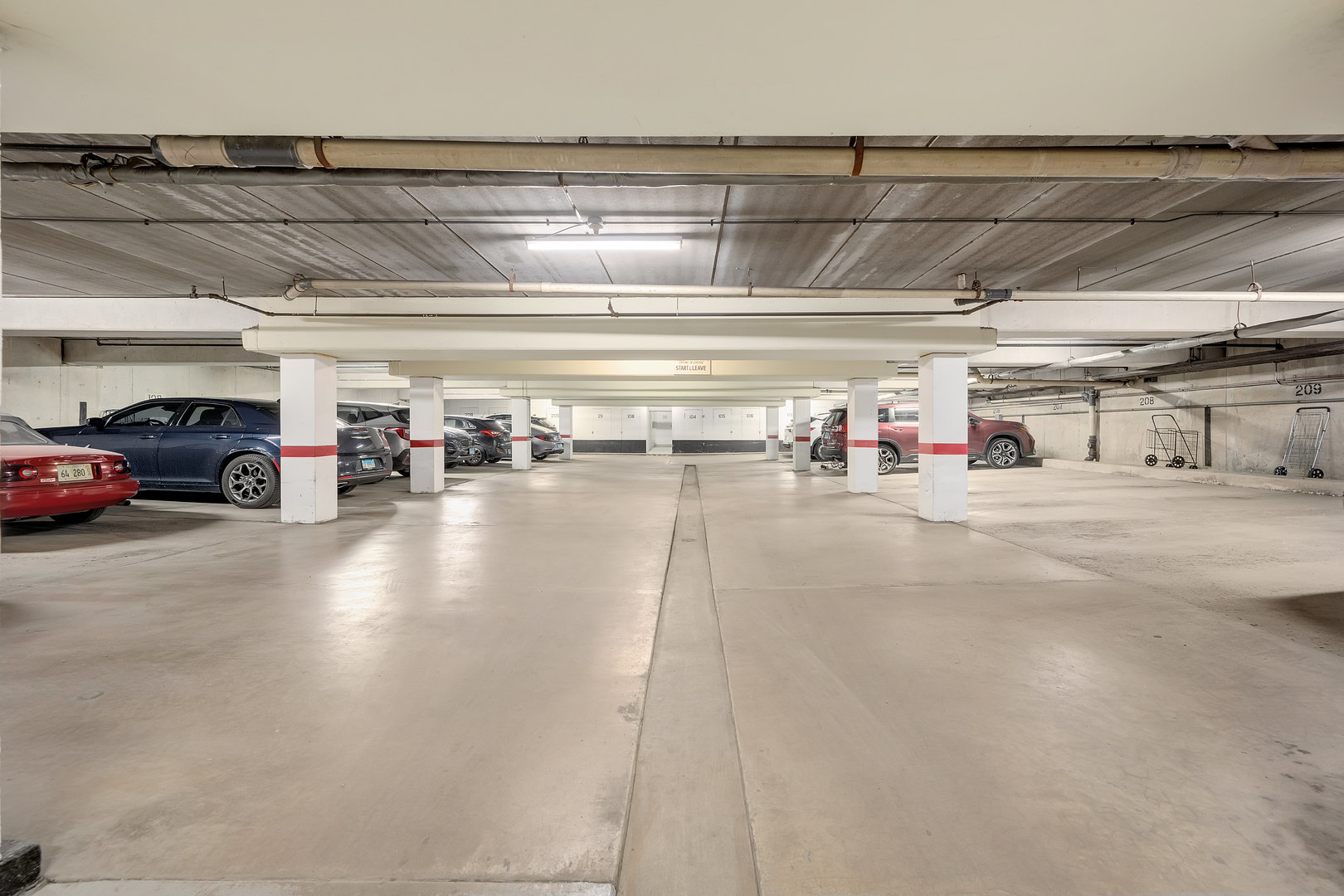 8025 WOODGLEN Lane #207, Downers Grove, IL 60516