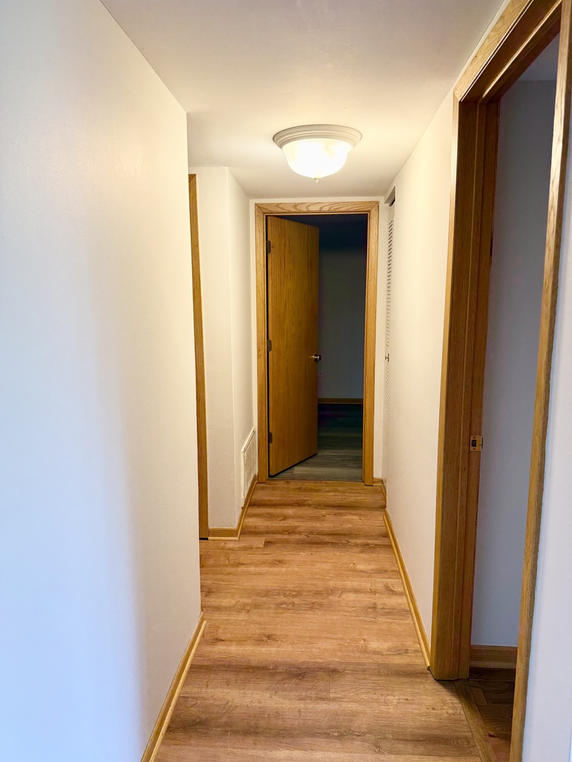 6156 Knoll Way Drive #36-103, Willowbrook, IL 60527