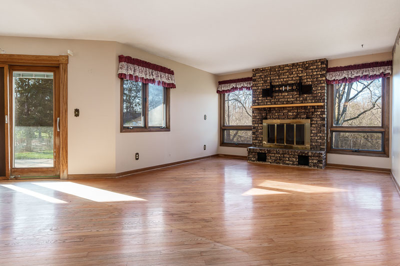 1920 Yale Bridge Road, South Beloit, IL 61080