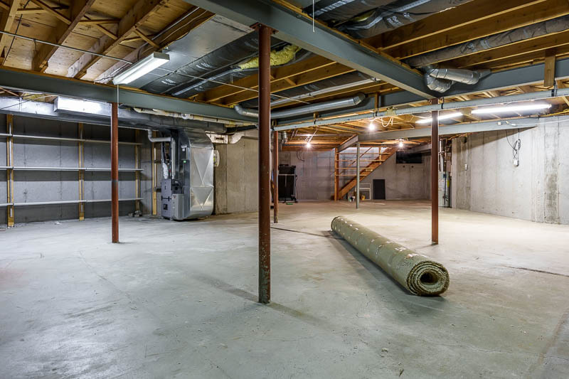 1920 Yale Bridge Road, South Beloit, IL 61080