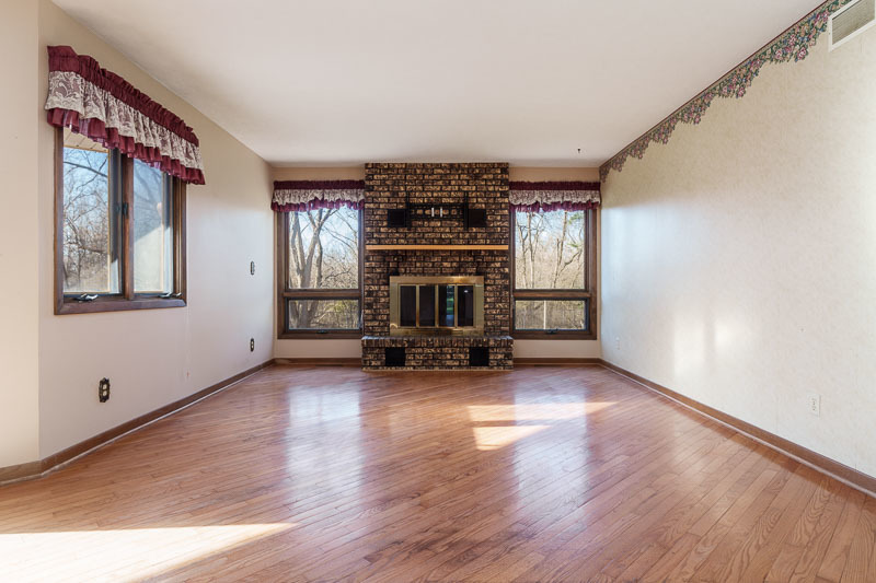 1920 Yale Bridge Road, South Beloit, IL 61080