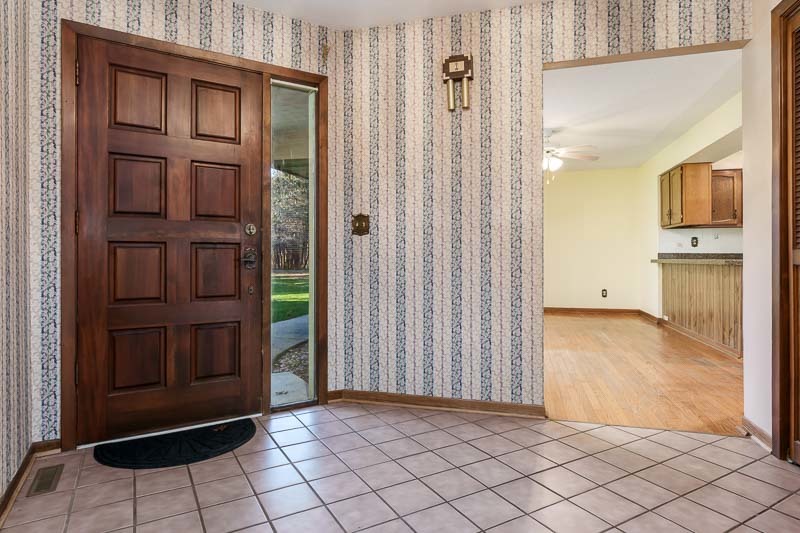 1920 Yale Bridge Road, South Beloit, IL 61080