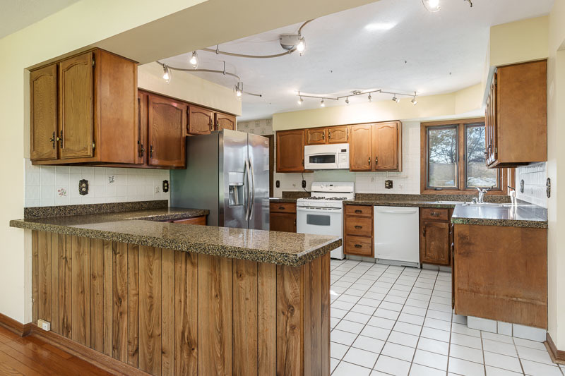 1920 Yale Bridge Road, South Beloit, IL 61080