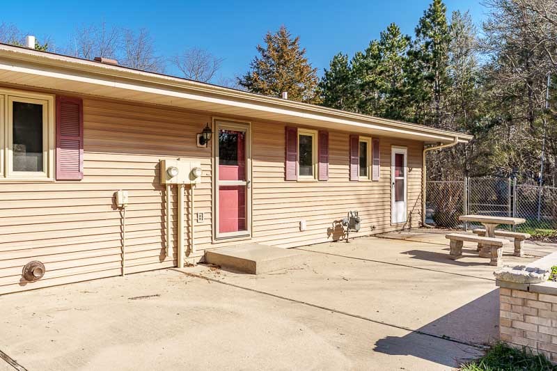 1920 Yale Bridge Road, South Beloit, IL 61080