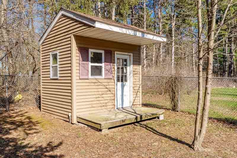 1920 Yale Bridge Road, South Beloit, IL 61080