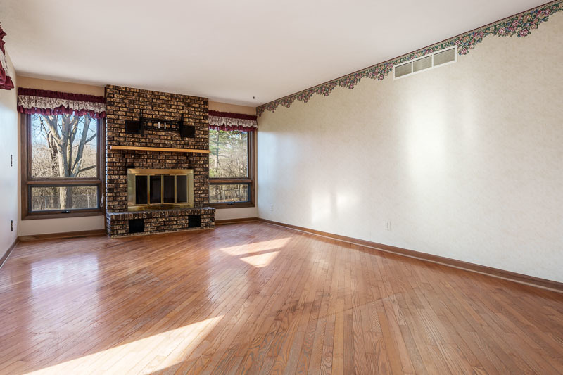 1920 Yale Bridge Road, South Beloit, IL 61080