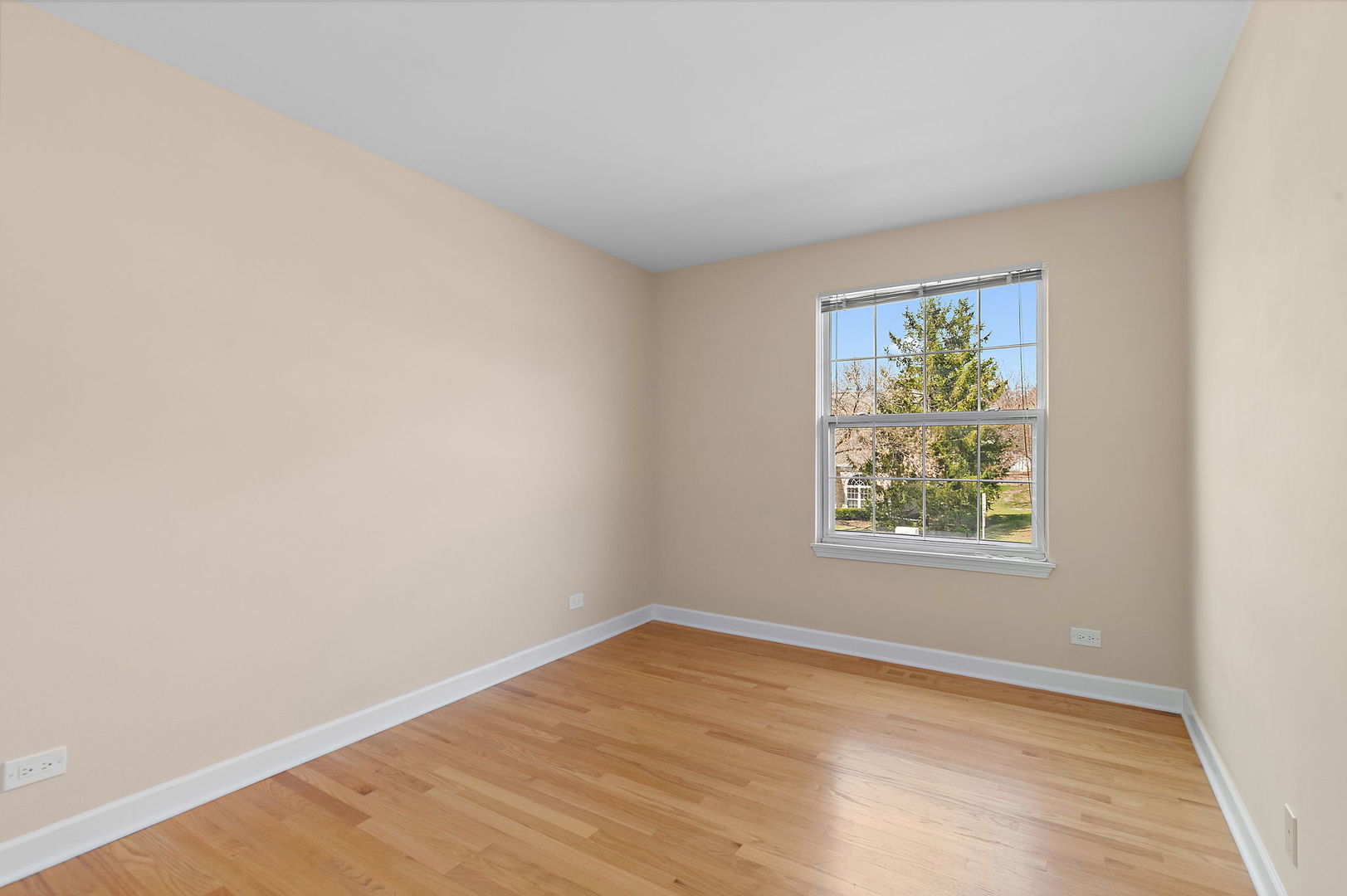 1415 Diamond Drive, Hoffman Estates, IL 60192