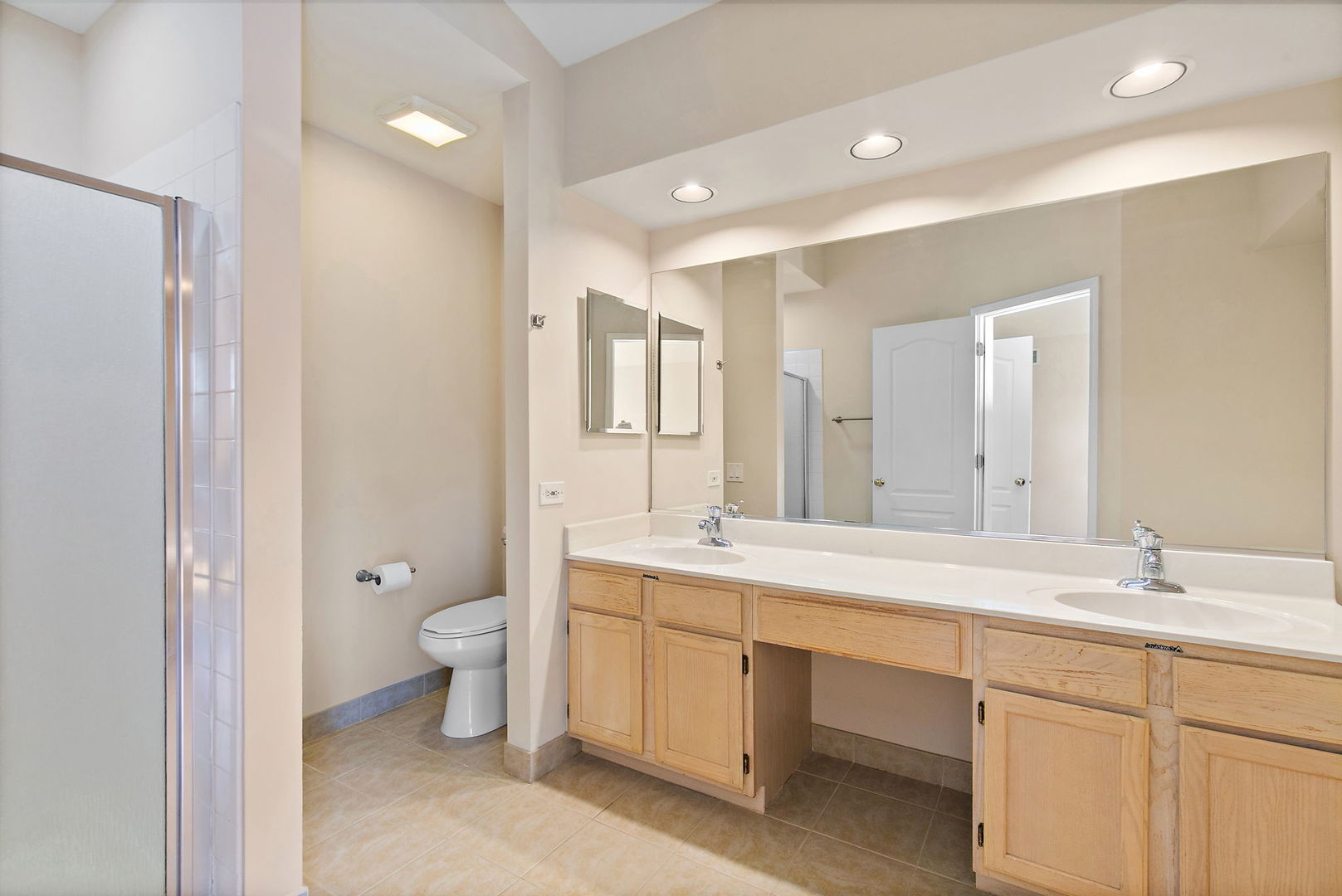 1415 Diamond Drive, Hoffman Estates, IL 60192