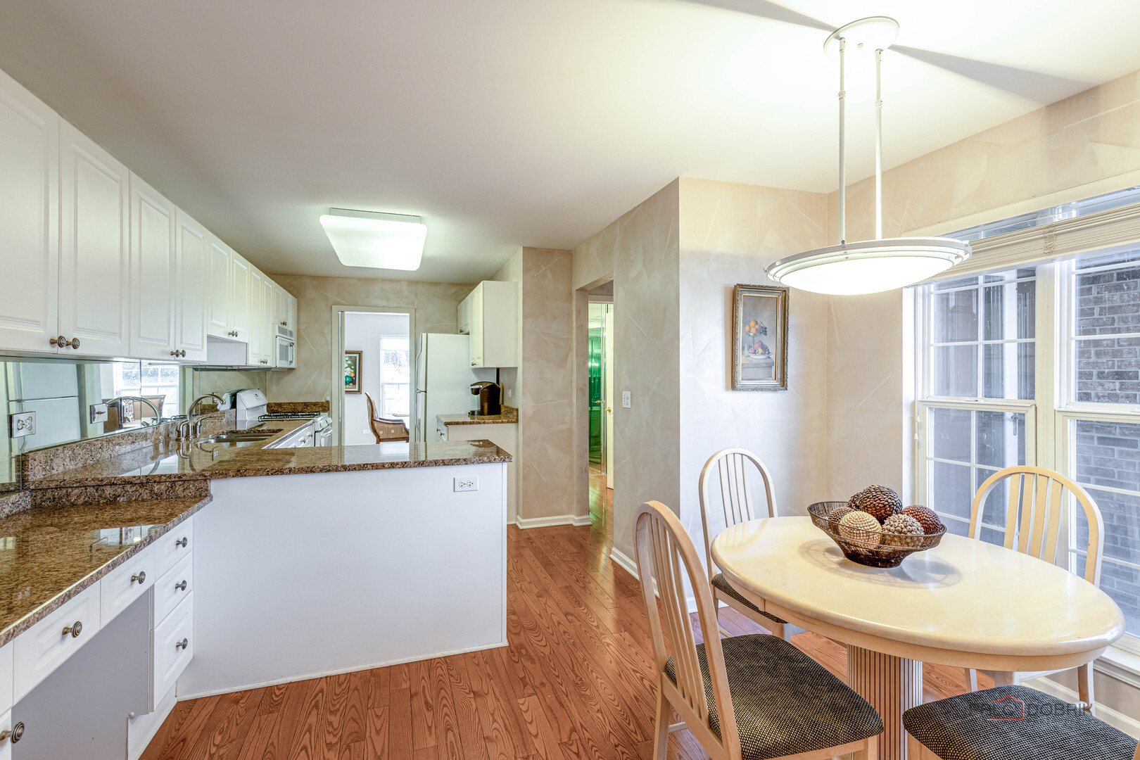 20 Ashford Court, Lincolnshire, IL 60069