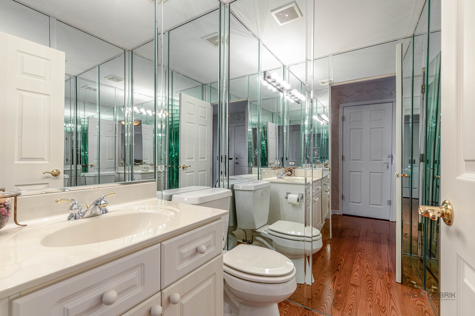 20 Ashford Court, Lincolnshire, IL 60069