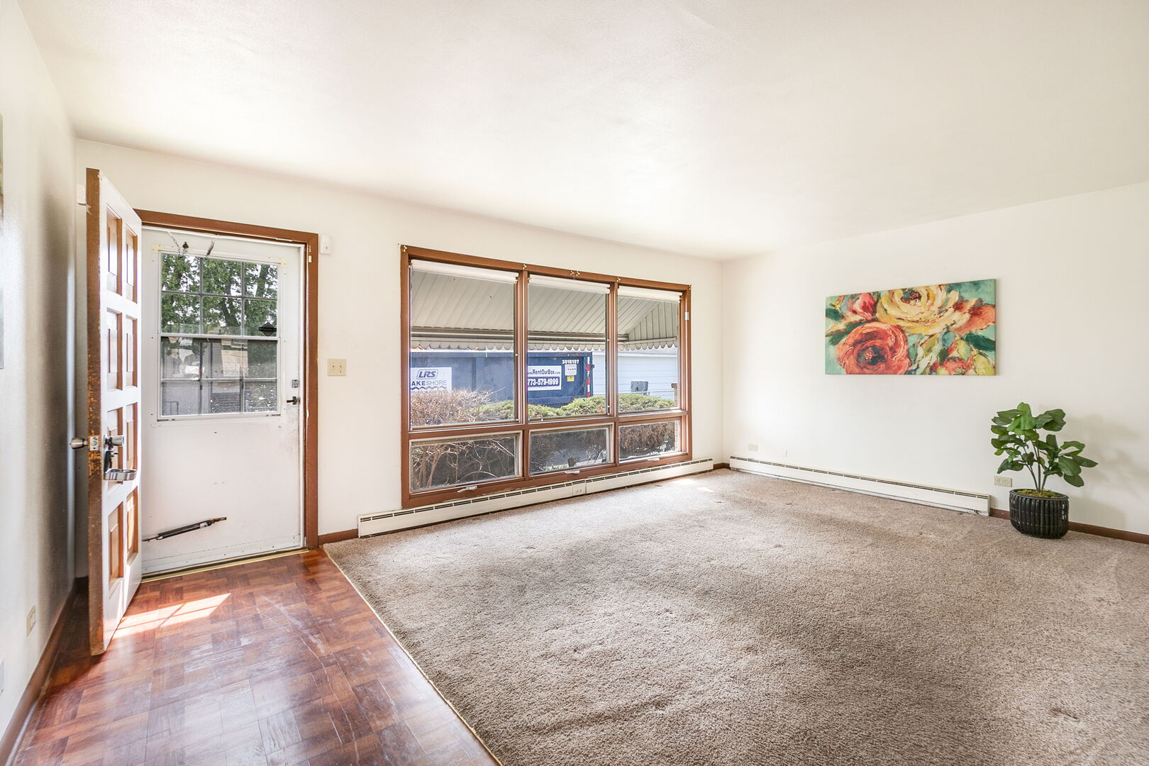 1714 Hebron Avenue, Zion, IL 60099