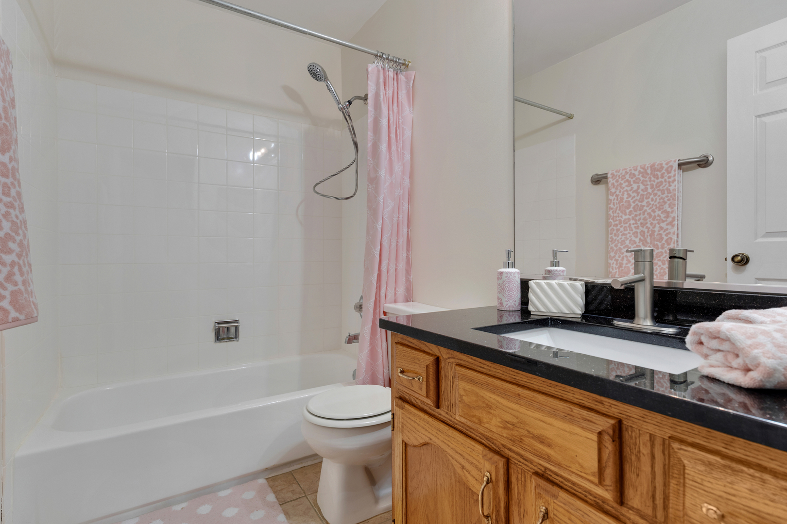 2838 Meadow Lane #W-2, Schaumburg, IL 60193