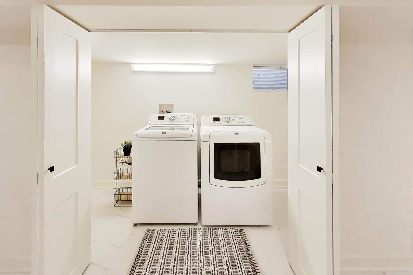 656 Jon Lane, Des Plaines, IL 60016