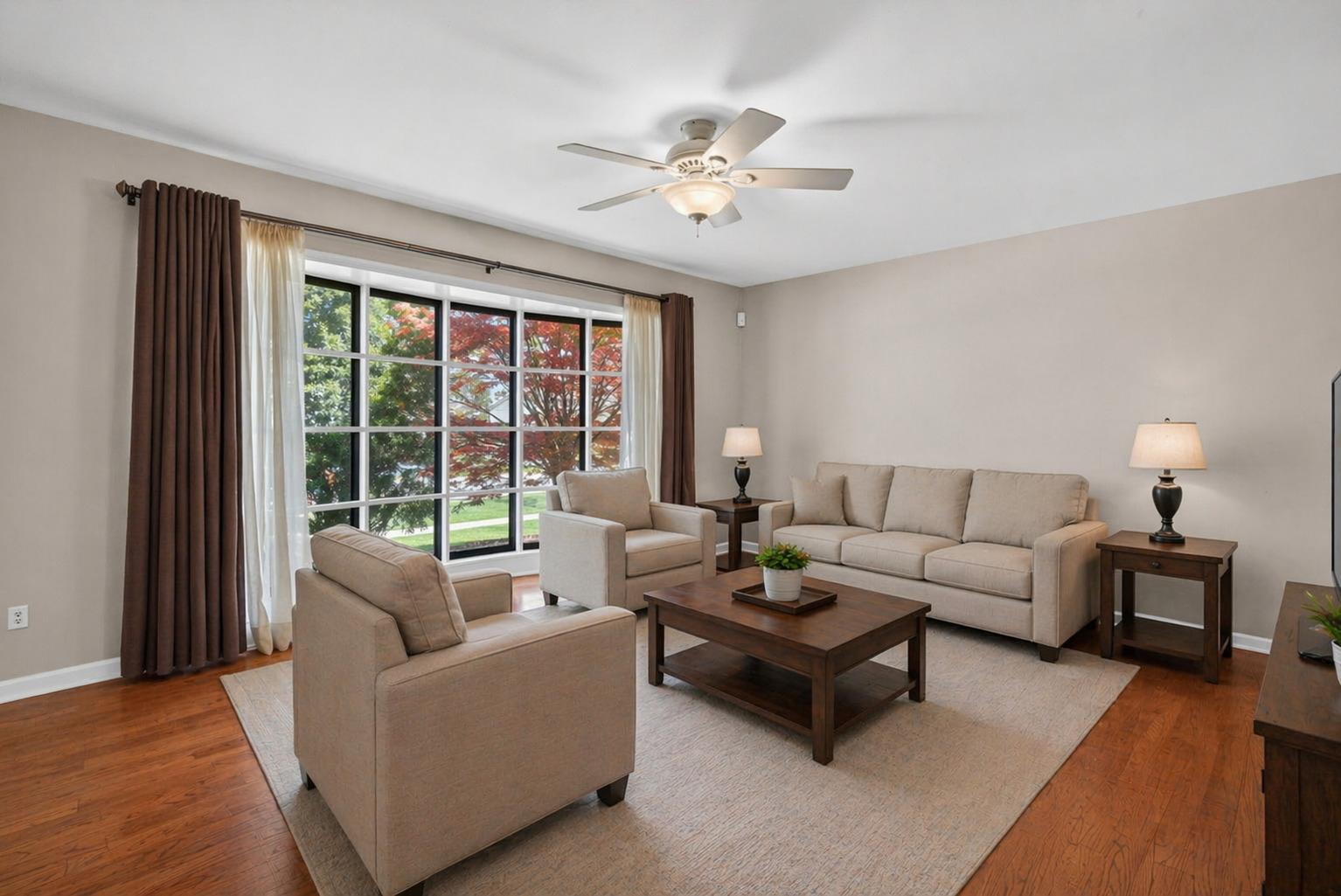 525 REVERE Avenue, Westmont, IL 60559