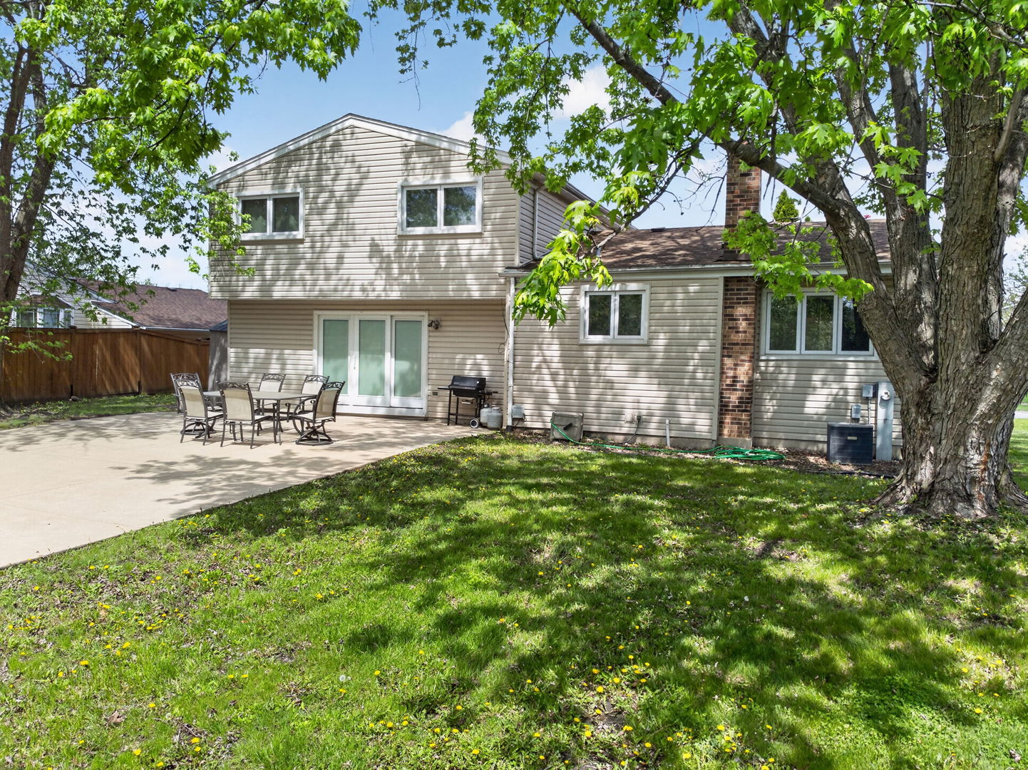 525 REVERE Avenue, Westmont, IL 60559