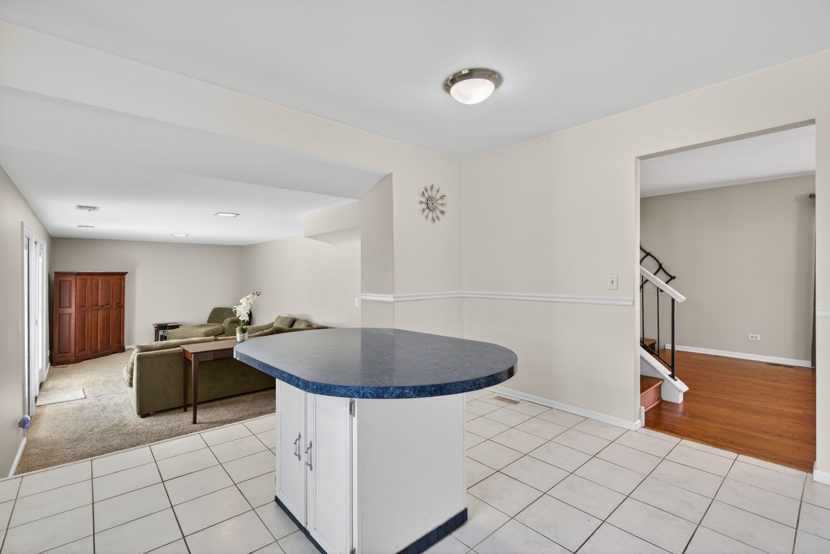 525 REVERE Avenue, Westmont, IL 60559