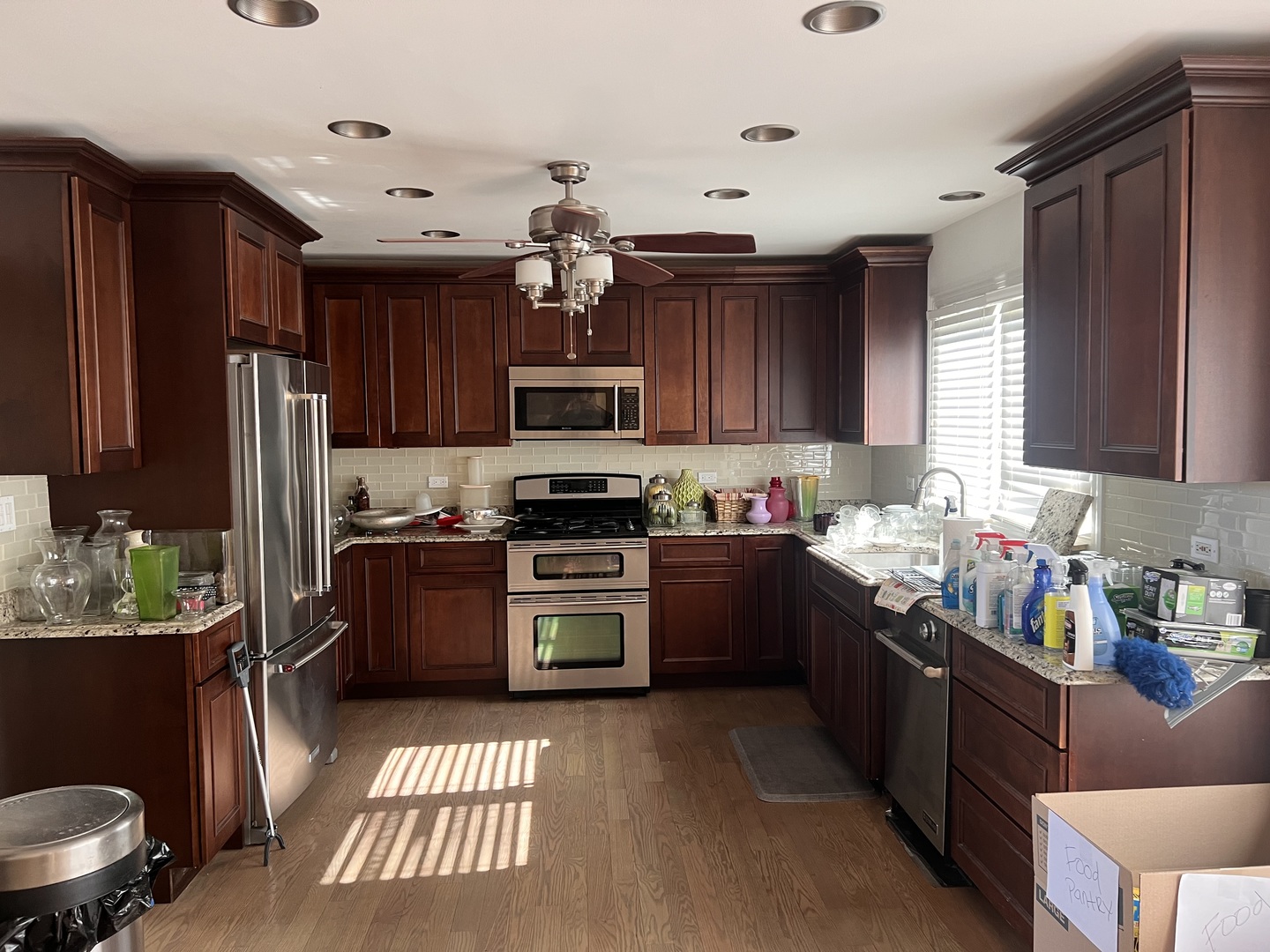 9848 S Beverly Avenue, Chicago, IL 60643