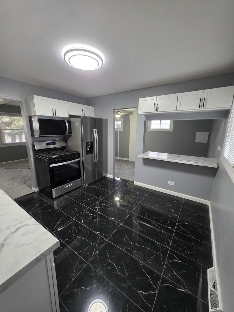 15603 Park Lane, South Holland, IL 60473