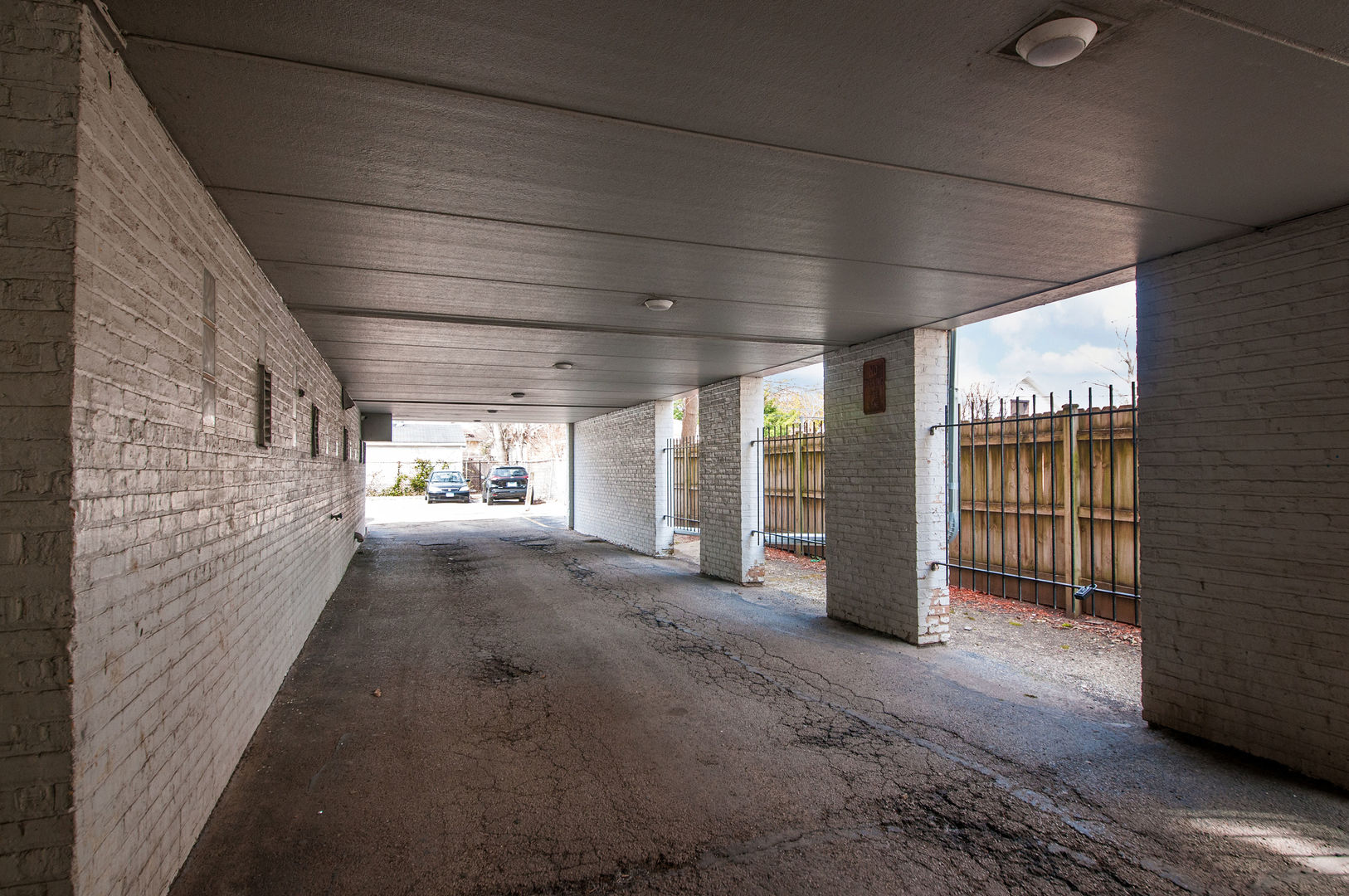 914 N Austin Boulevard #C-9, Oak Park, IL 60302