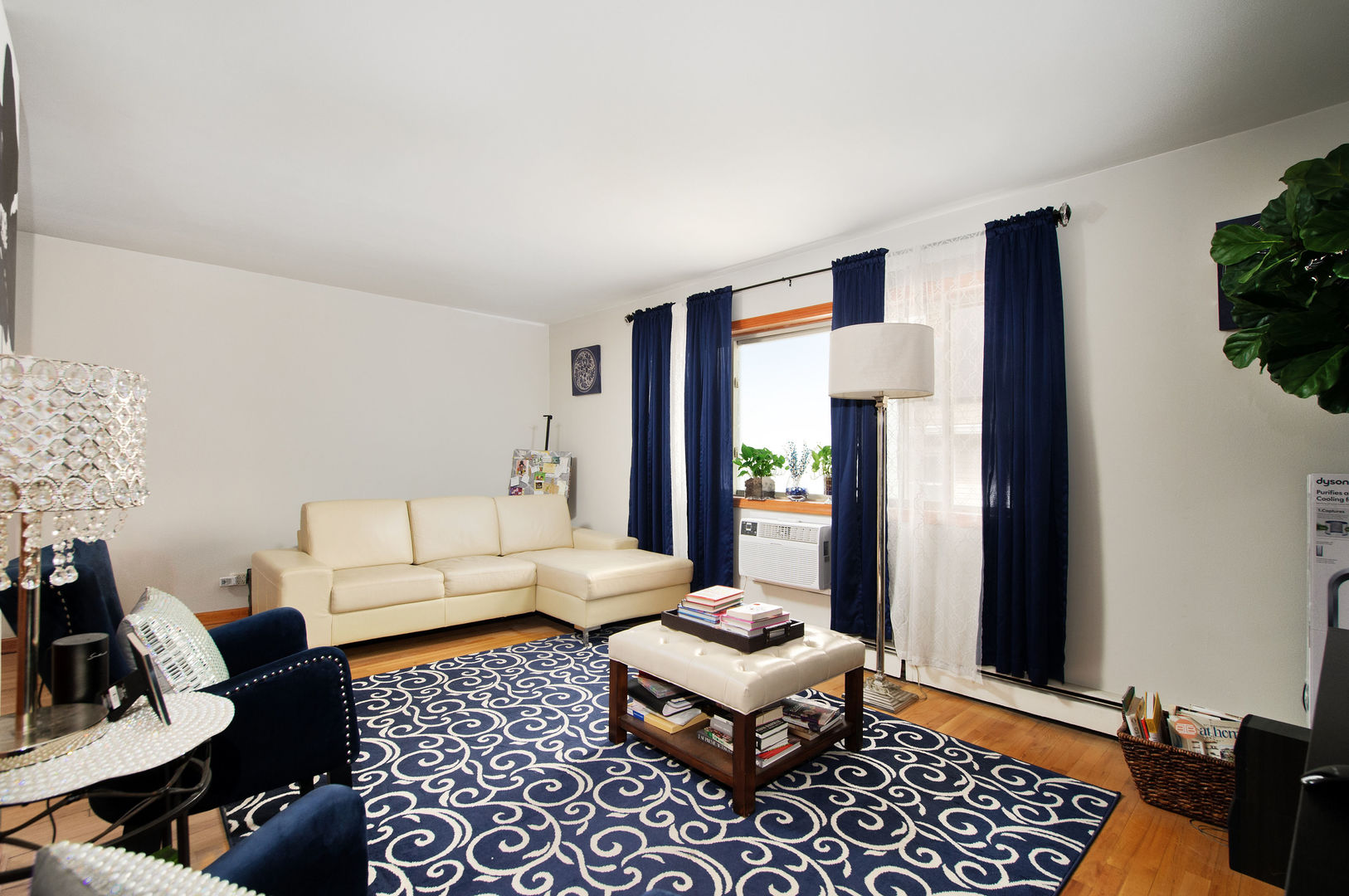 914 N Austin Boulevard #C-9, Oak Park, IL 60302