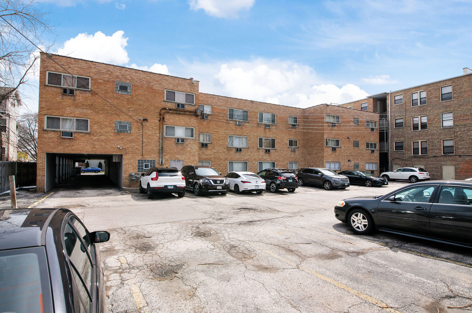 914 N Austin Boulevard #C-9, Oak Park, IL 60302