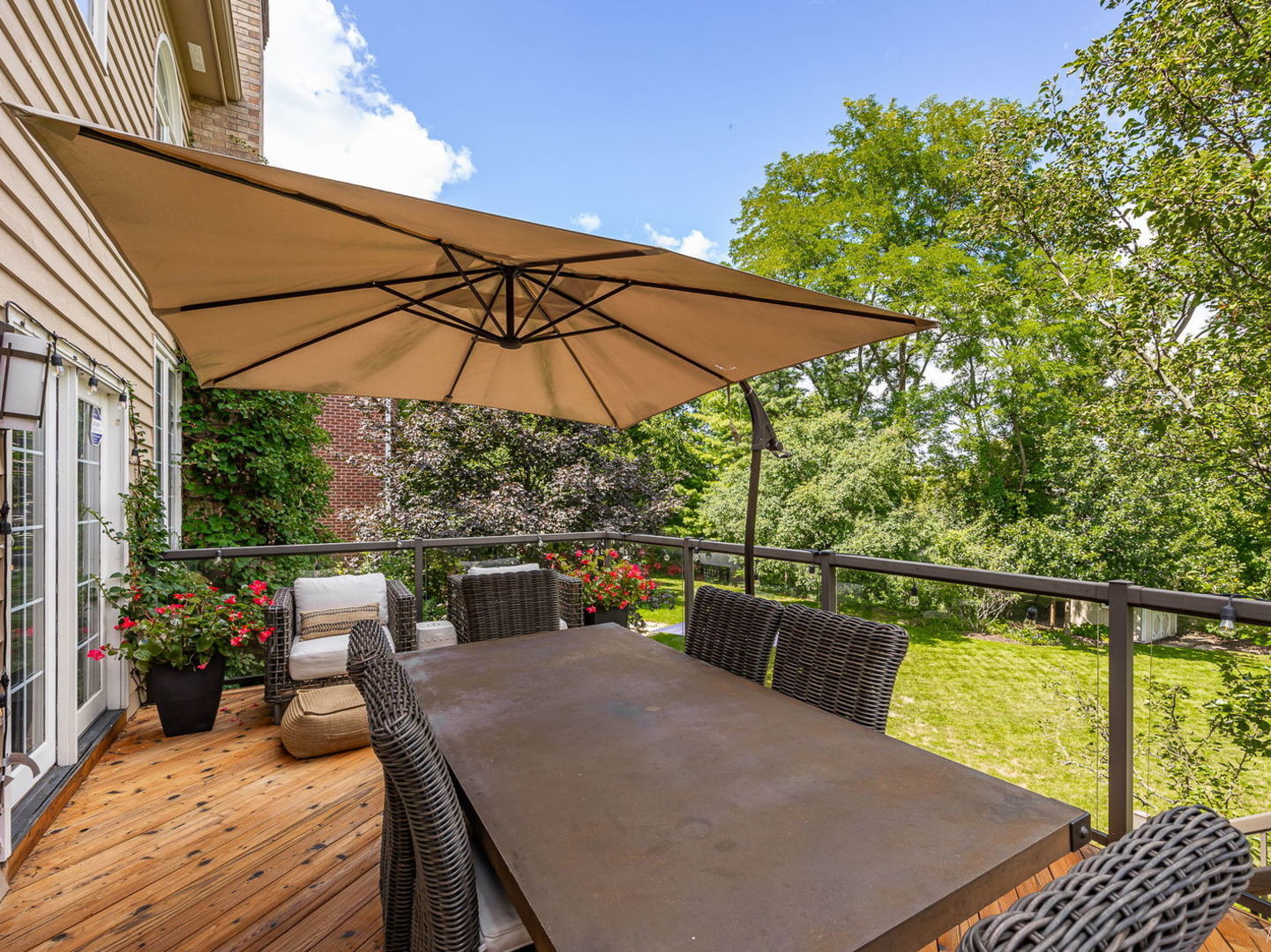 1950 Elmore Avenue, Downers Grove, IL 60515