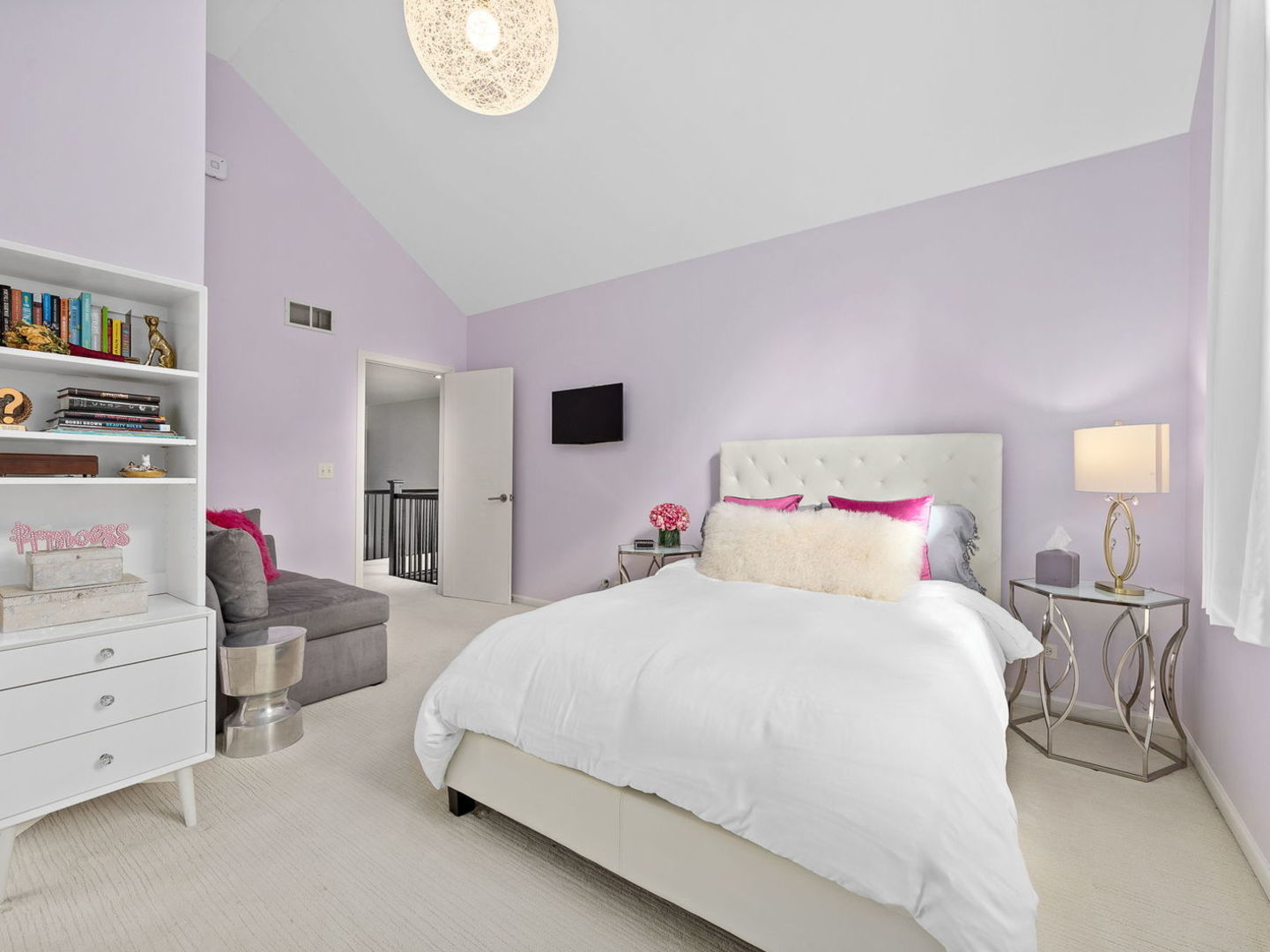 1950 Elmore Avenue, Downers Grove, IL 60515