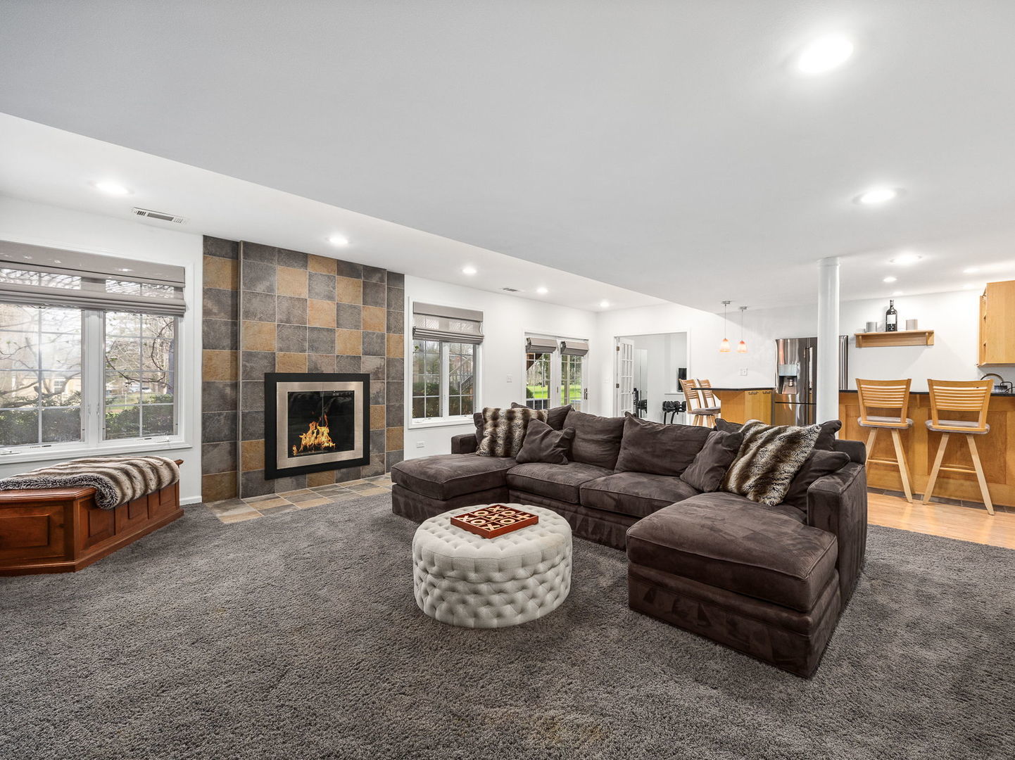 1950 Elmore Avenue, Downers Grove, IL 60515