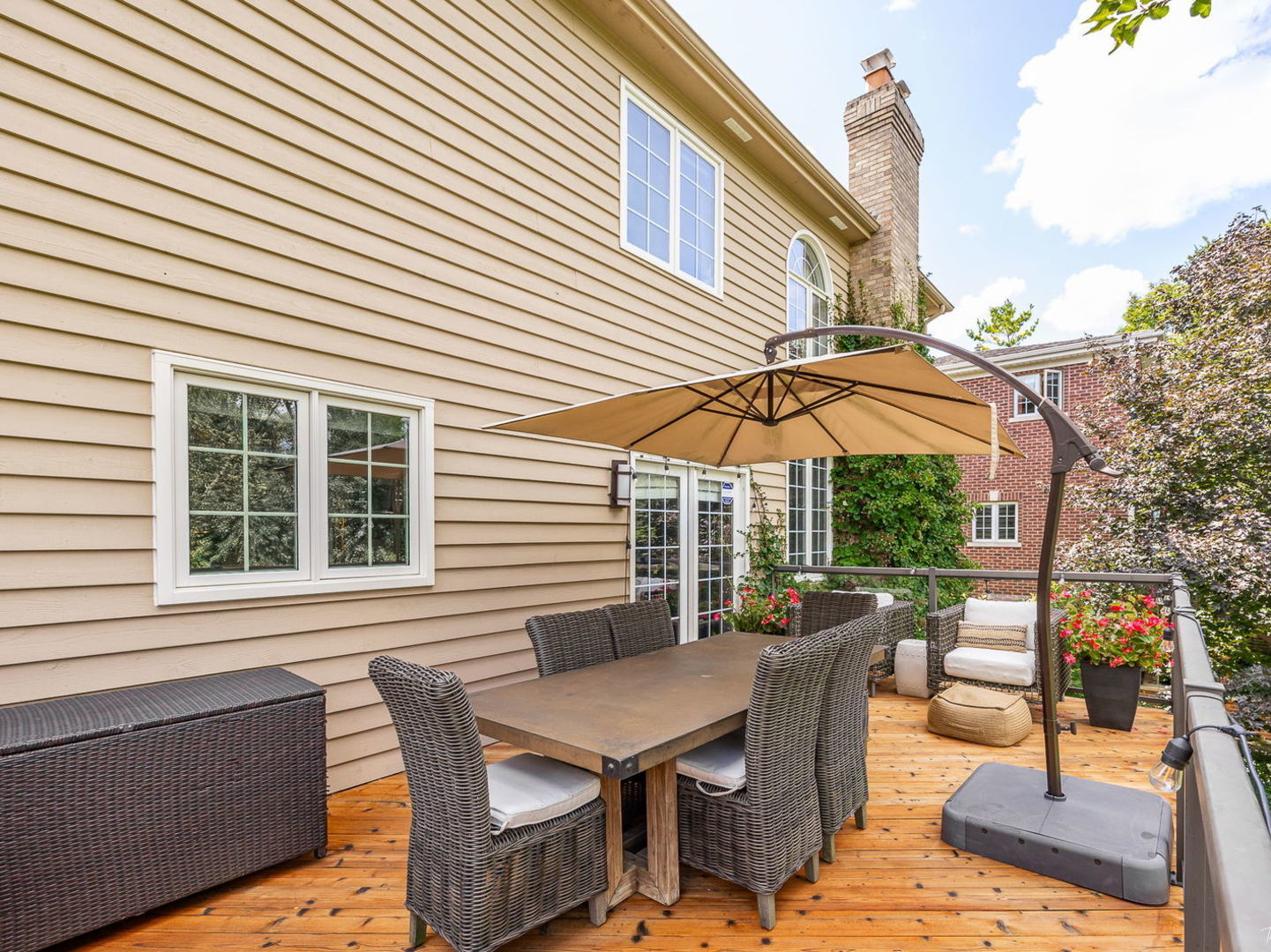 1950 Elmore Avenue, Downers Grove, IL 60515