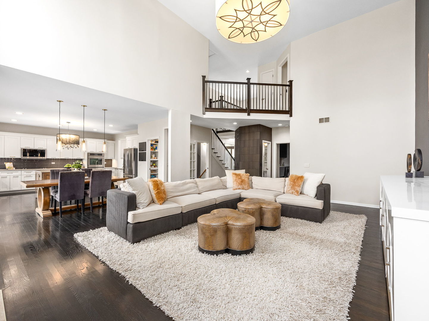 1950 Elmore Avenue, Downers Grove, IL 60515