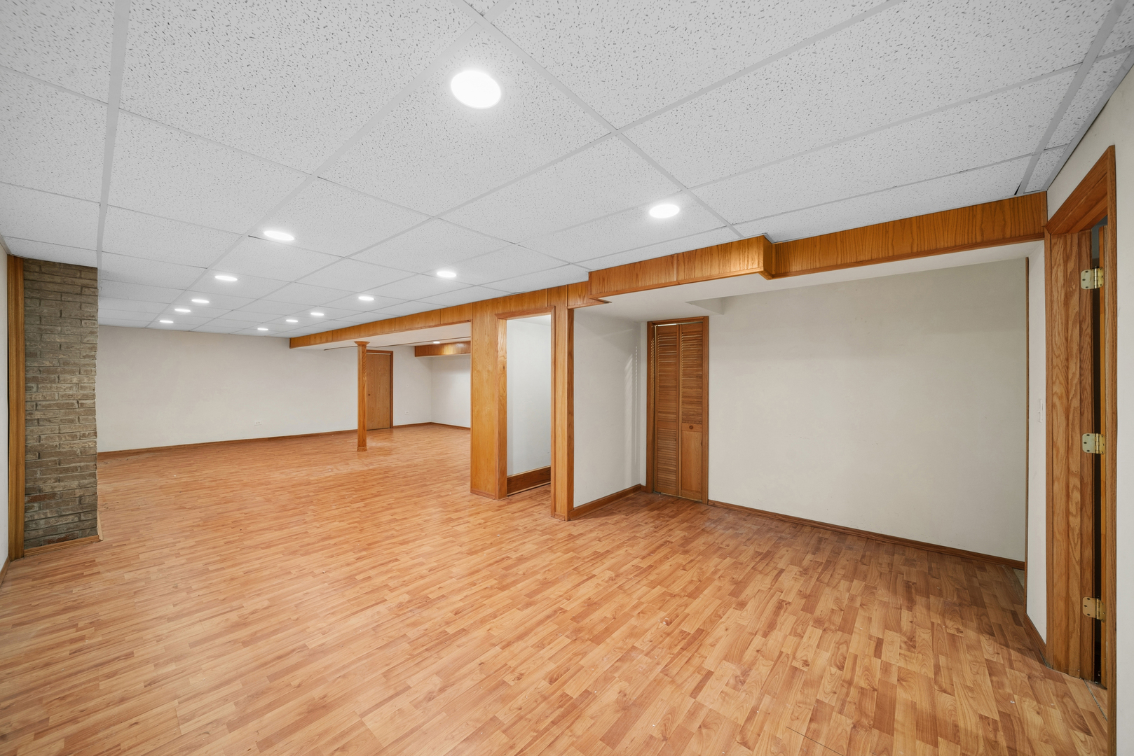 2216 Olde Mill Road, Plainfield, IL 60586