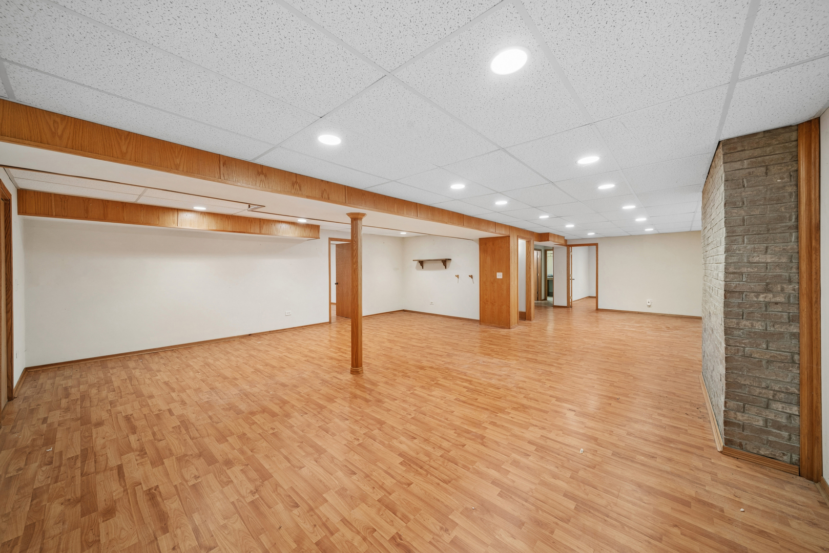 2216 Olde Mill Road, Plainfield, IL 60586