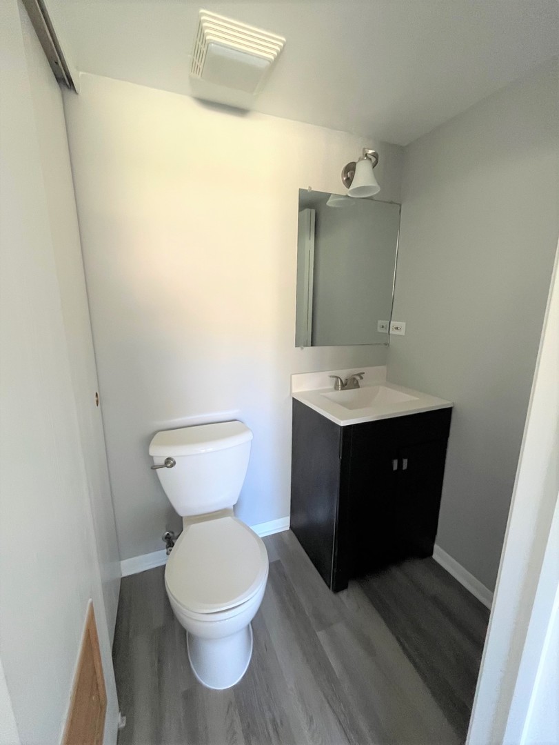 1504 W Jefferson Avenue #D, Naperville, IL 60540