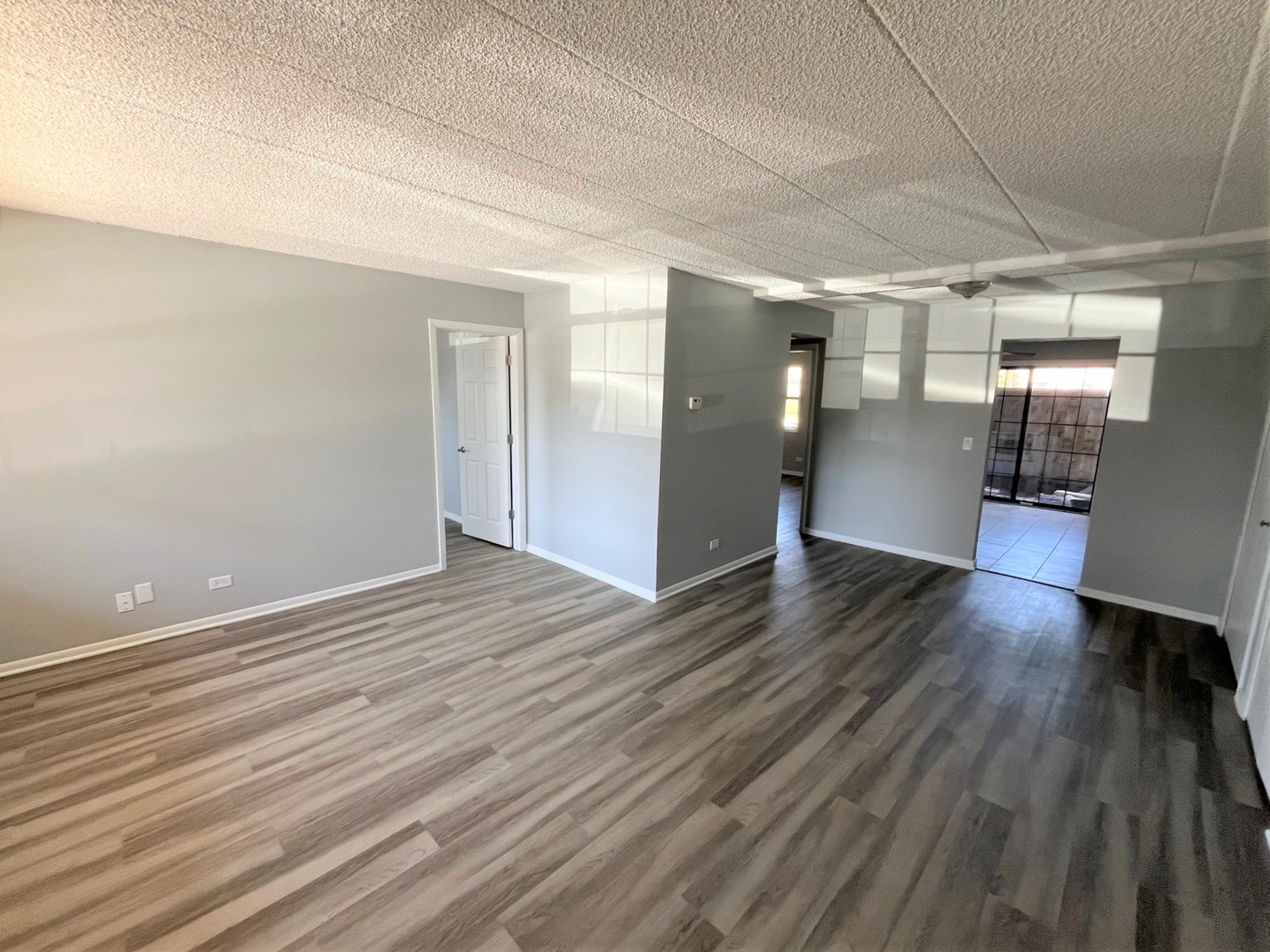 1504 W Jefferson Avenue #D, Naperville, IL 60540