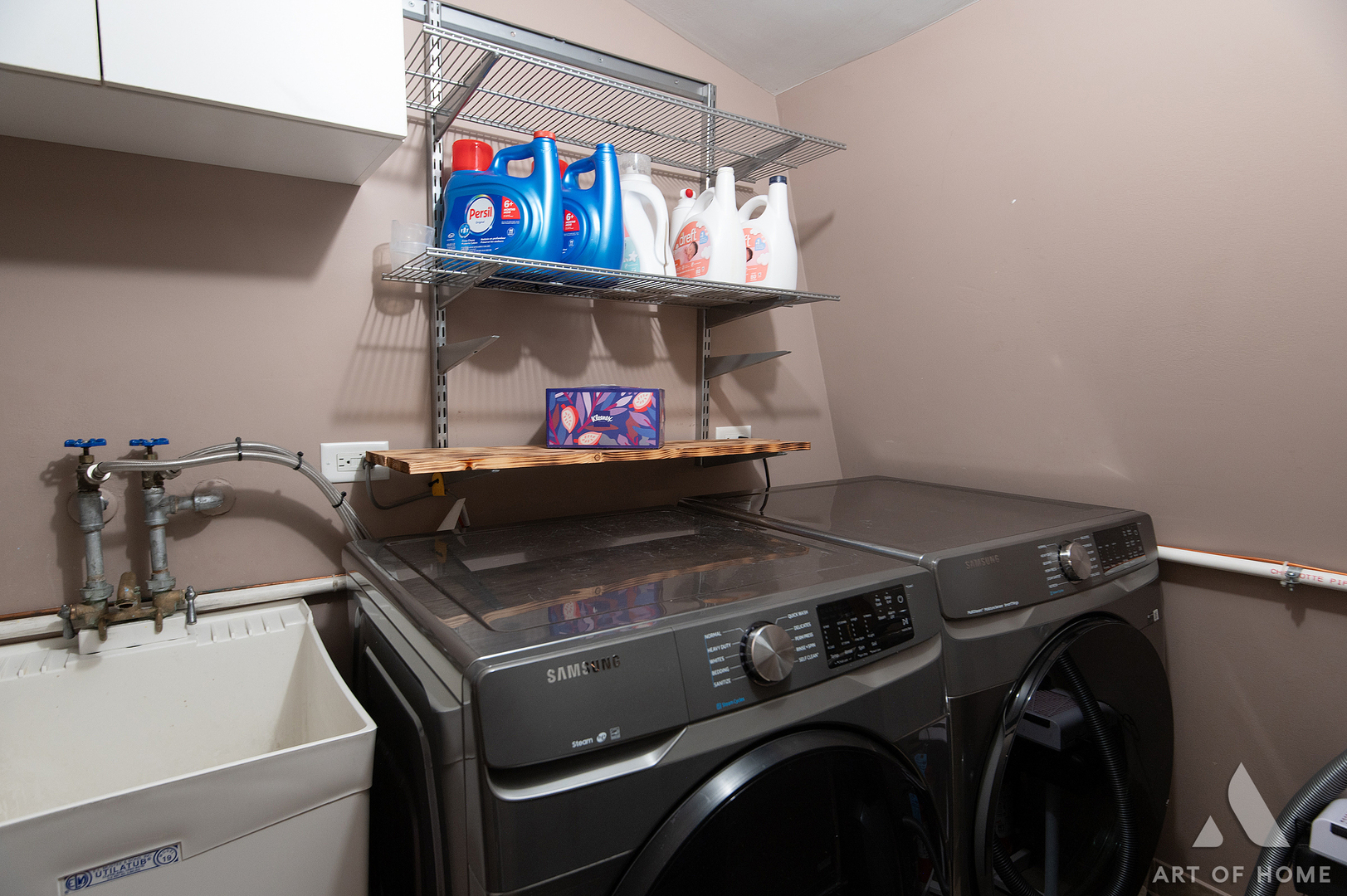 10600 S Brooklodge Lane #1B, Palos Hills, IL 60465