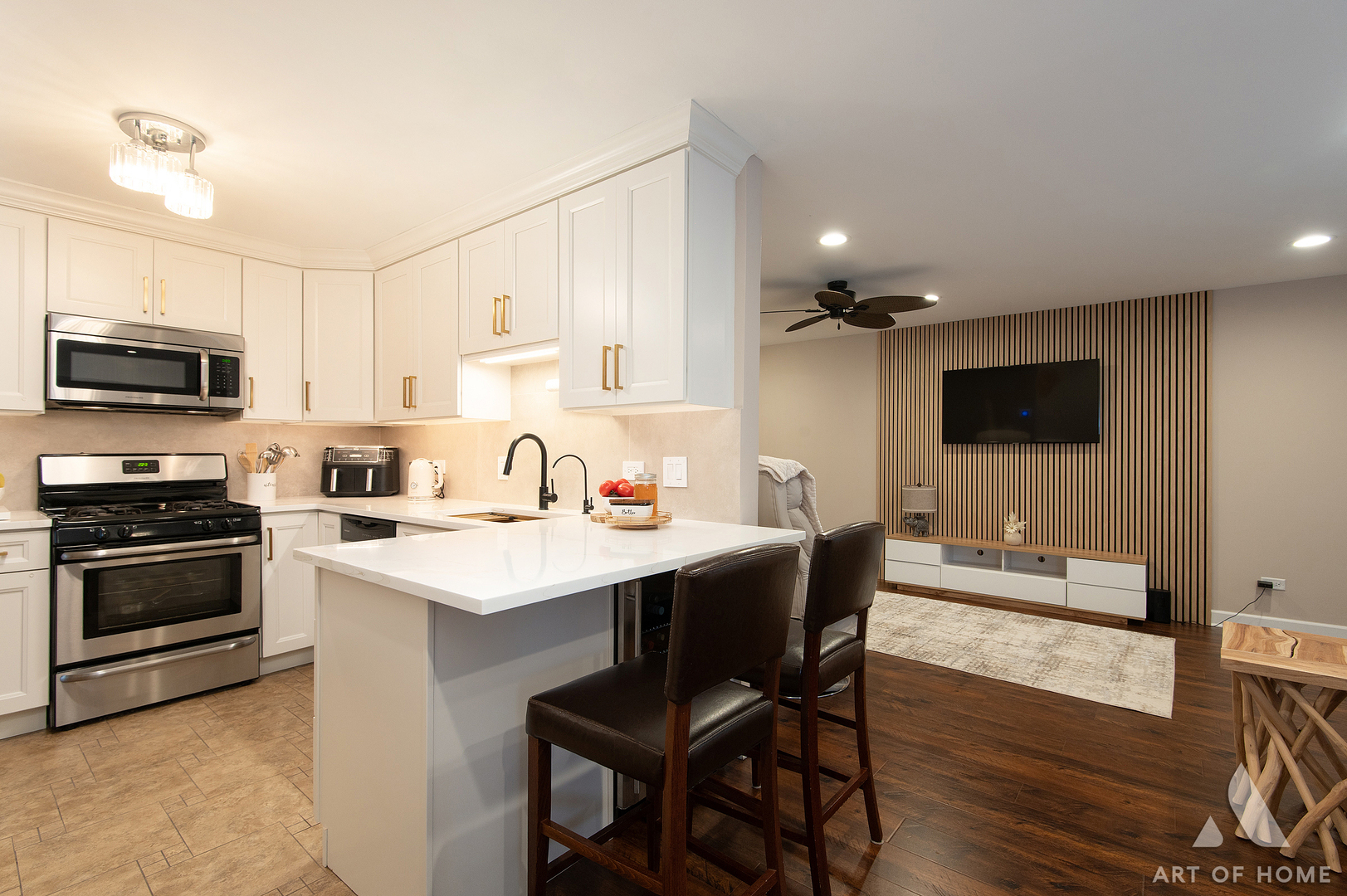 10600 S Brooklodge Lane #1B, Palos Hills, IL 60465