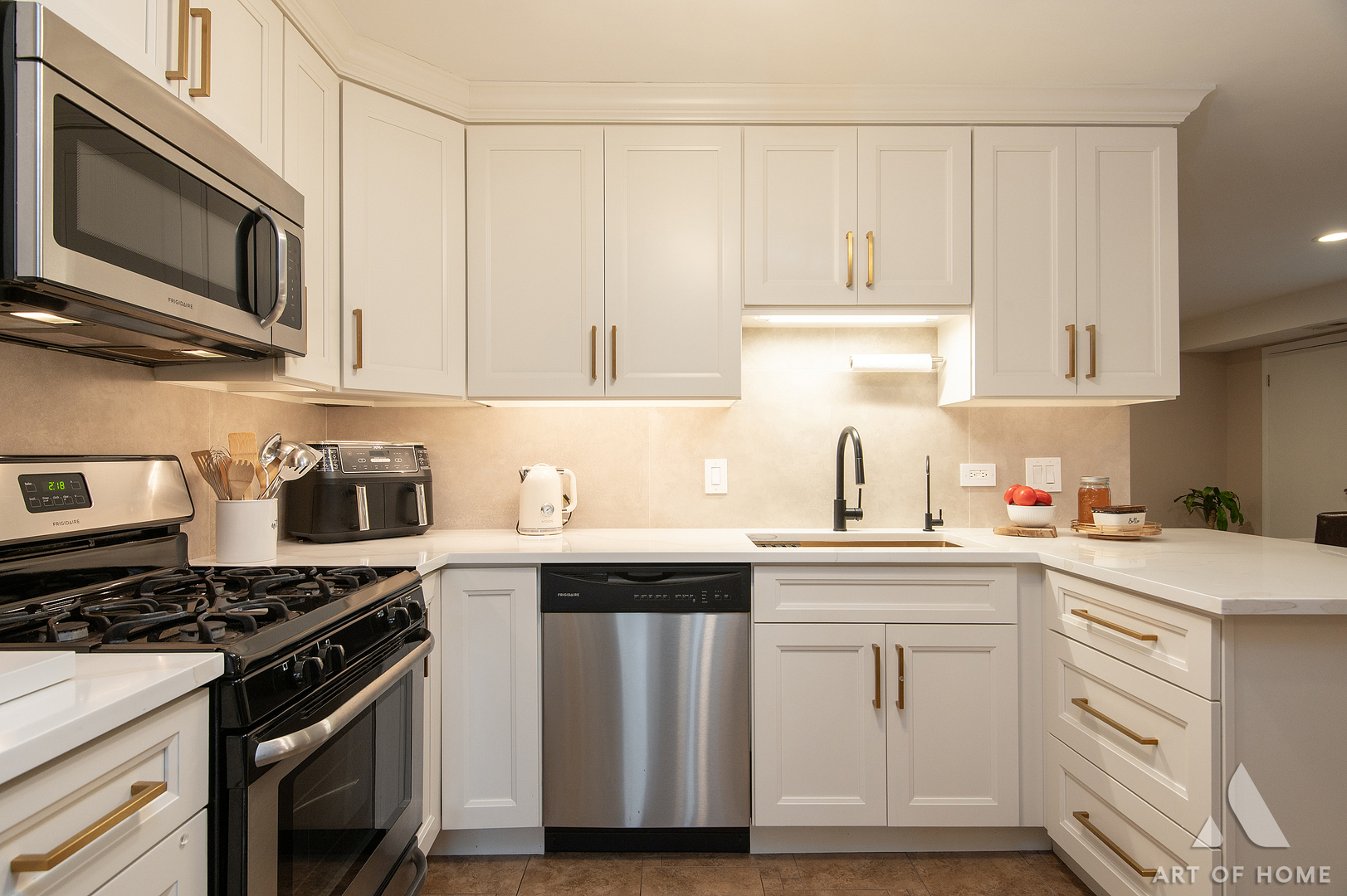 10600 S Brooklodge Lane #1B, Palos Hills, IL 60465