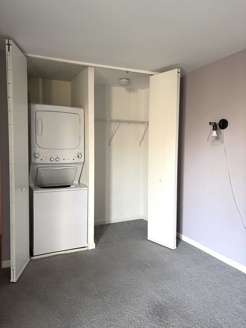 6010 Oakwood Drive #1H, Lisle, IL 60532