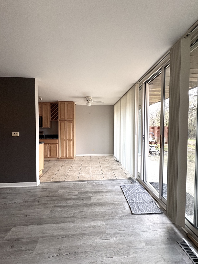 6010 Oakwood Drive #1H, Lisle, IL 60532