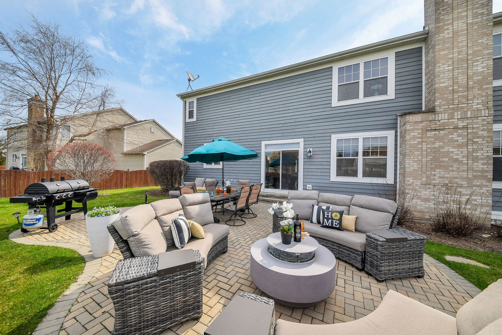 3022 Long Common Parkway, Elgin, IL 60124