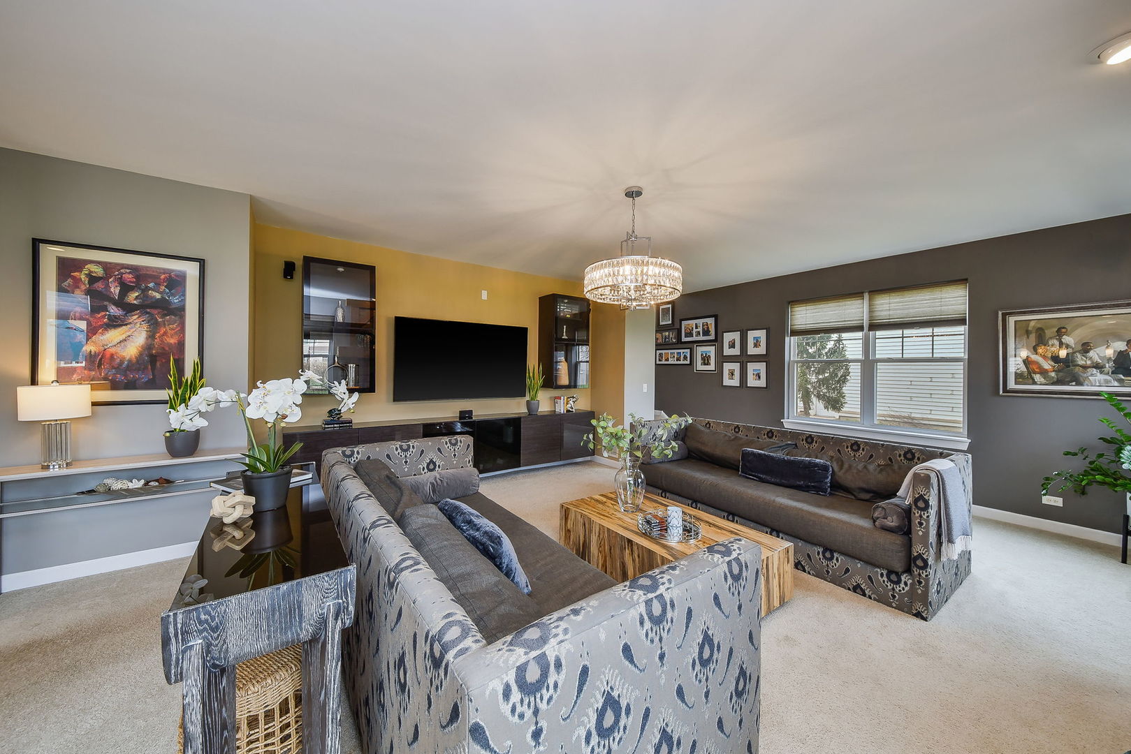 3022 Long Common Parkway, Elgin, IL 60124