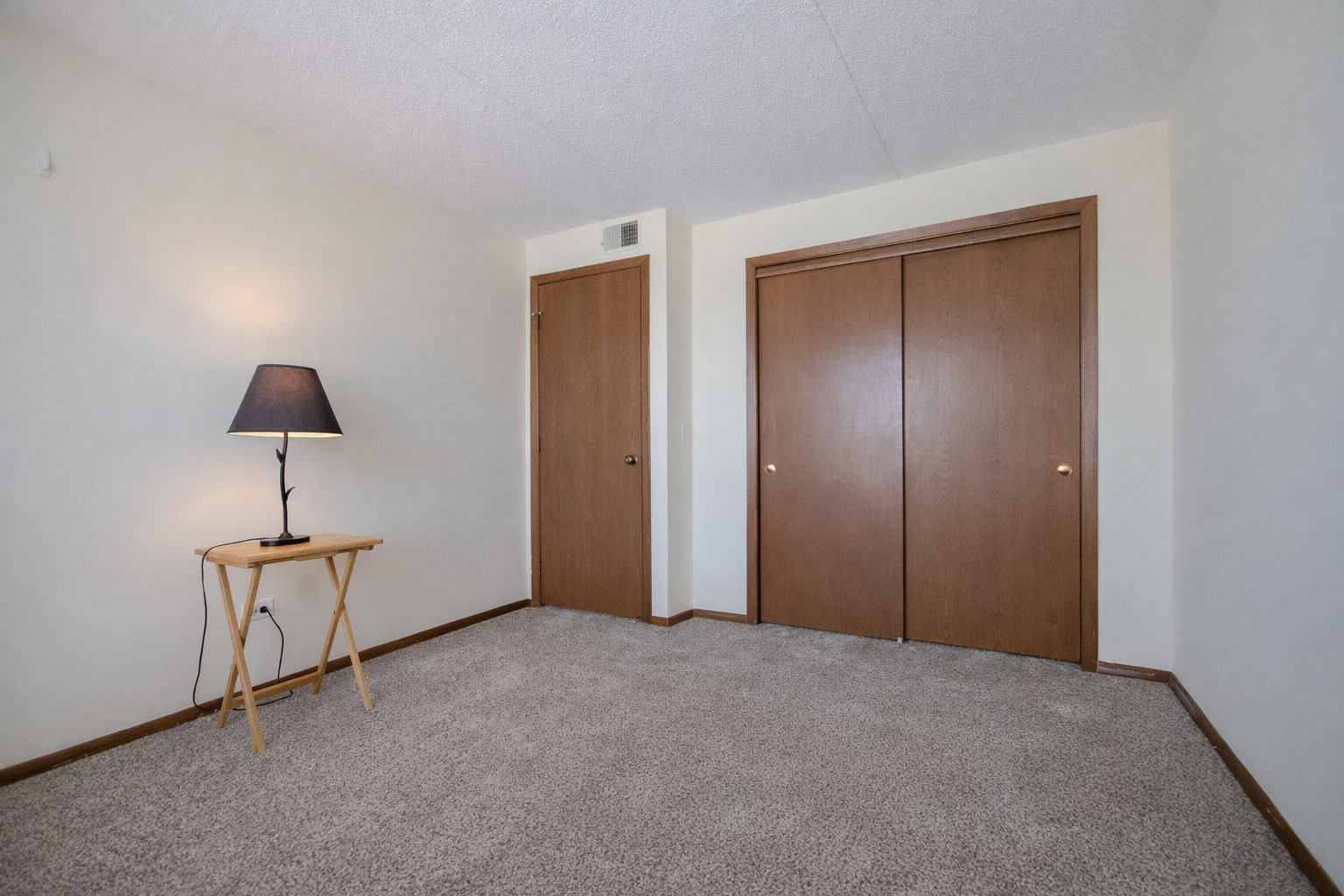 5447 W Lawrence Avenue #203, Chicago, IL 60630