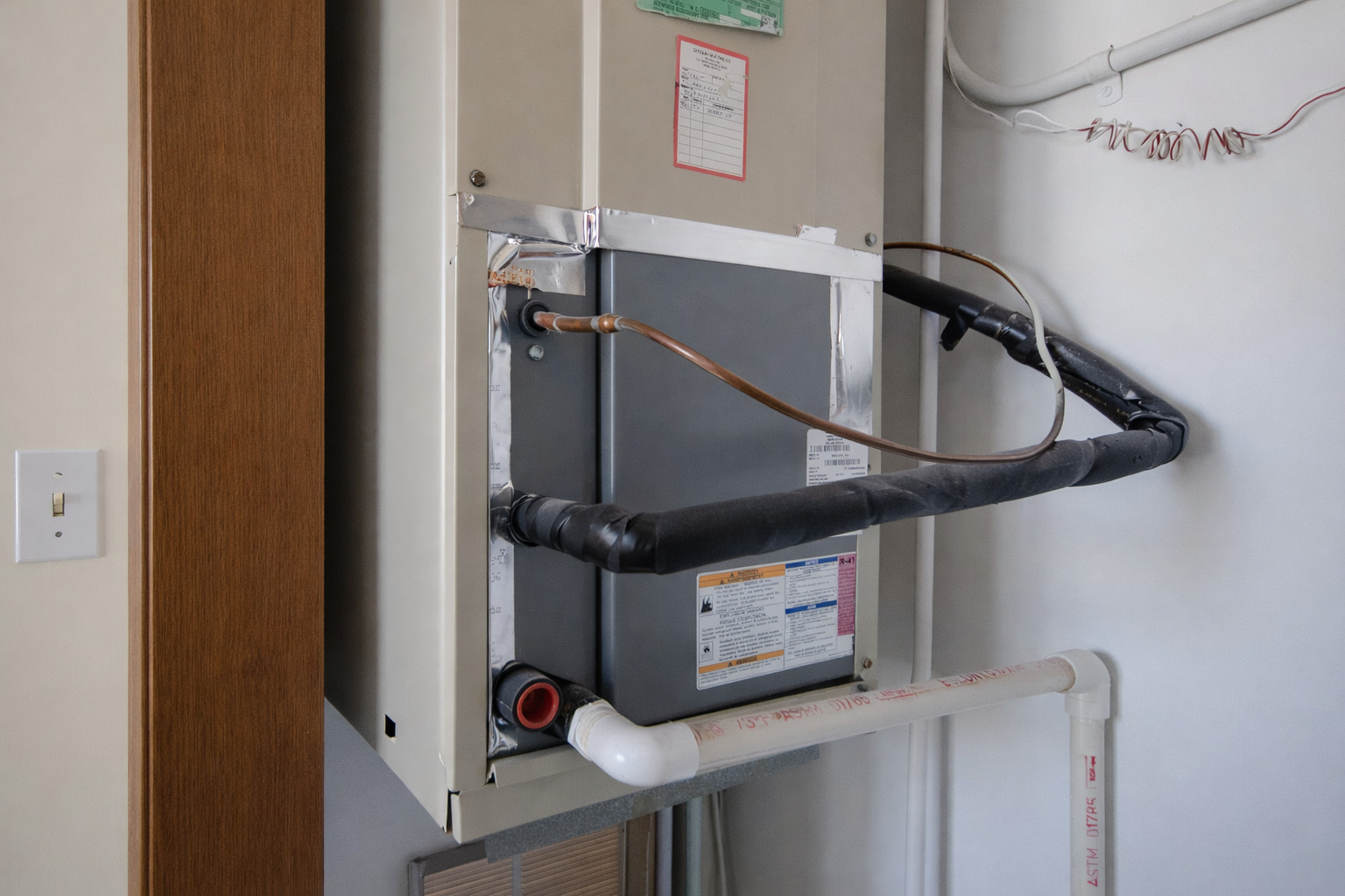 5447 W Lawrence Avenue #203, Chicago, IL 60630