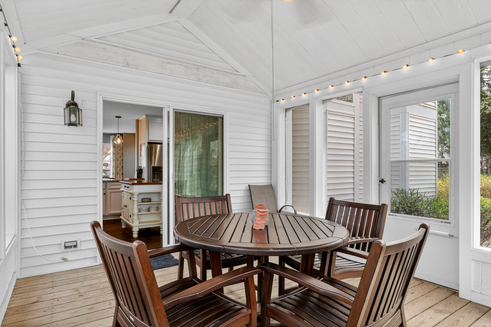 231 Lenox Court, Grayslake, IL 60030