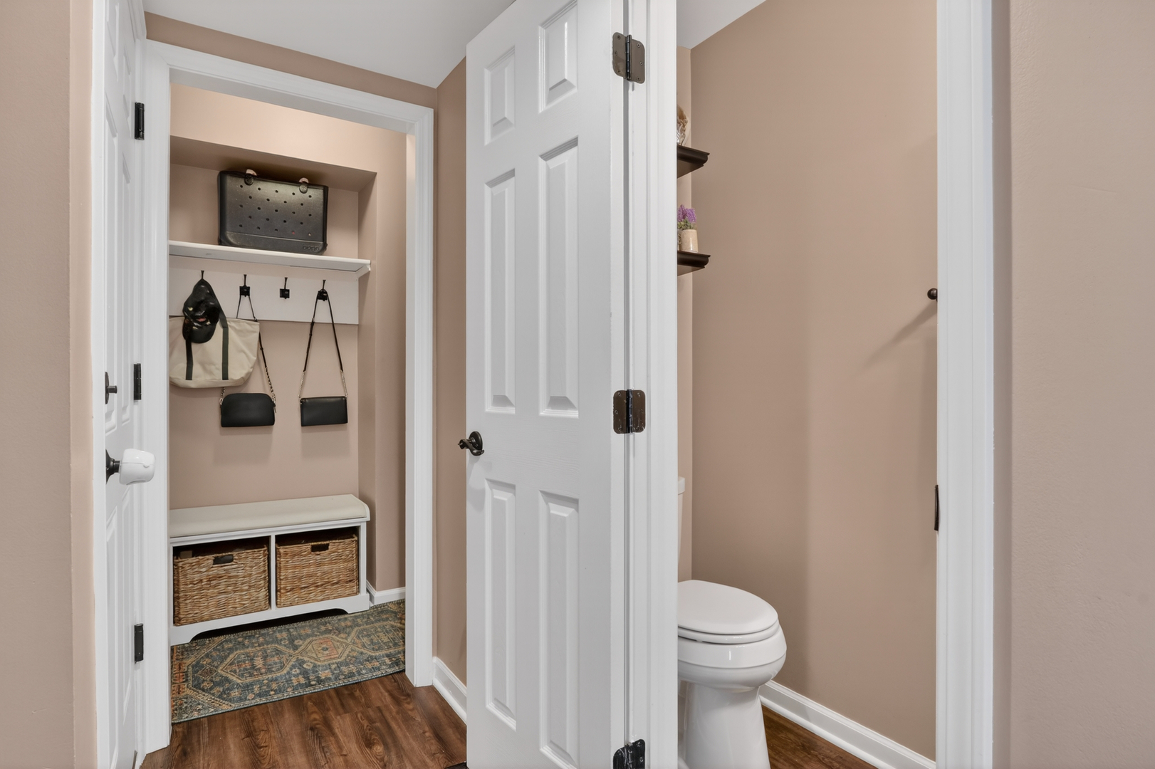 231 Lenox Court, Grayslake, IL 60030