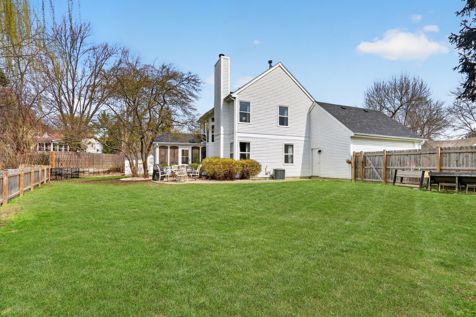 231 Lenox Court, Grayslake, IL 60030