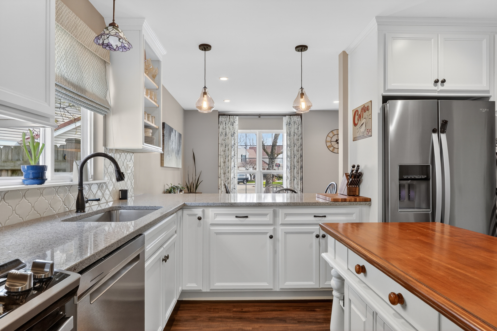 231 Lenox Court, Grayslake, IL 60030