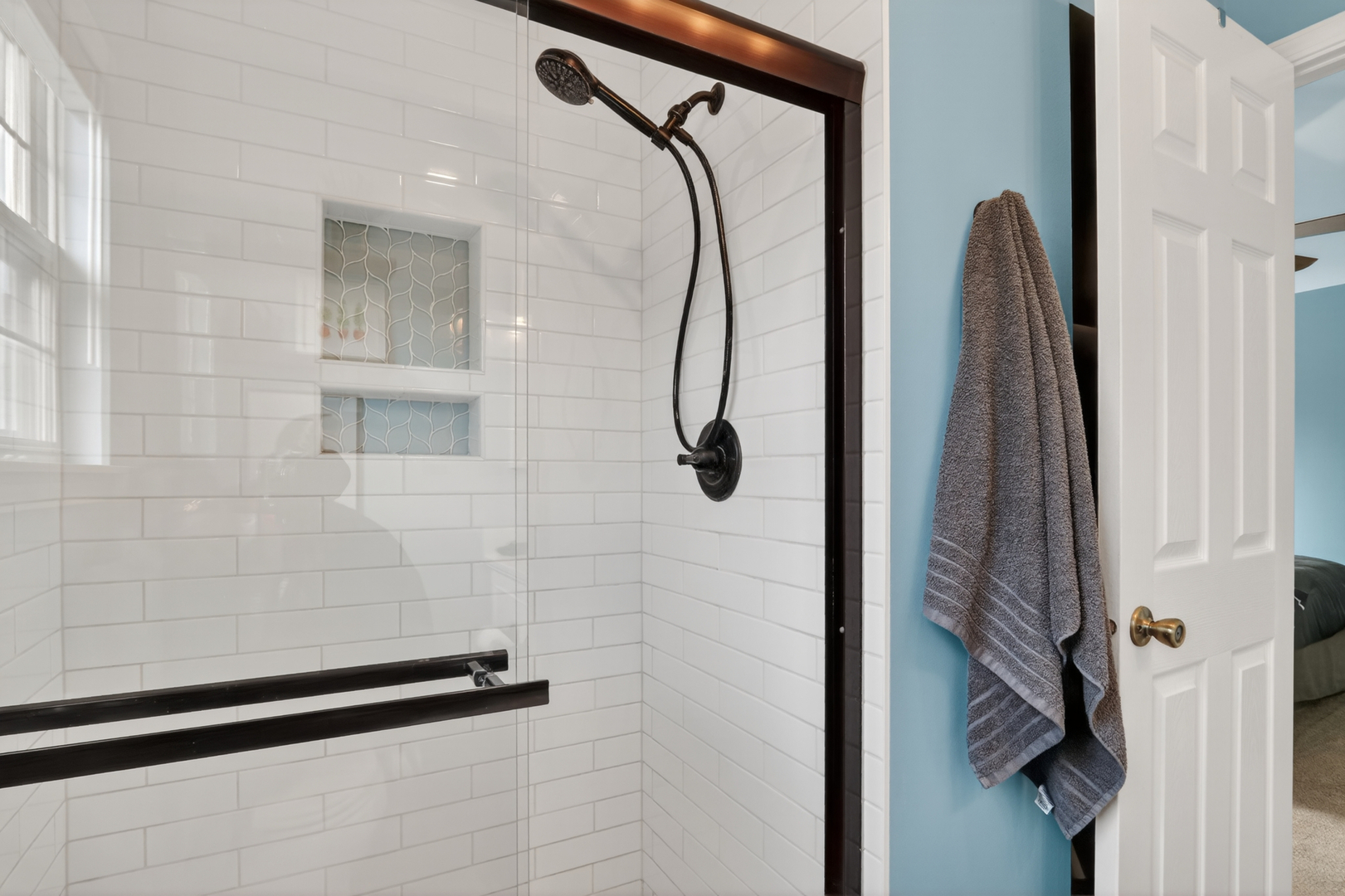 231 Lenox Court, Grayslake, IL 60030