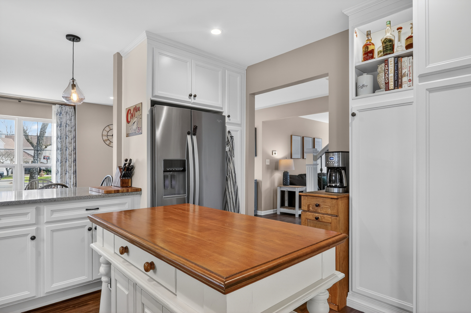 231 Lenox Court, Grayslake, IL 60030