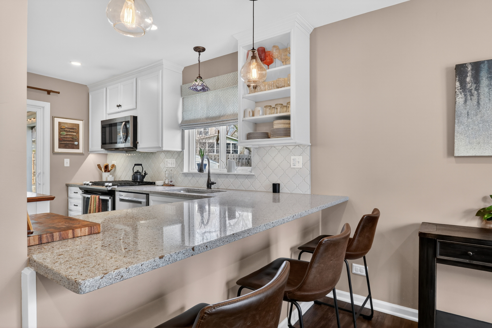 231 Lenox Court, Grayslake, IL 60030